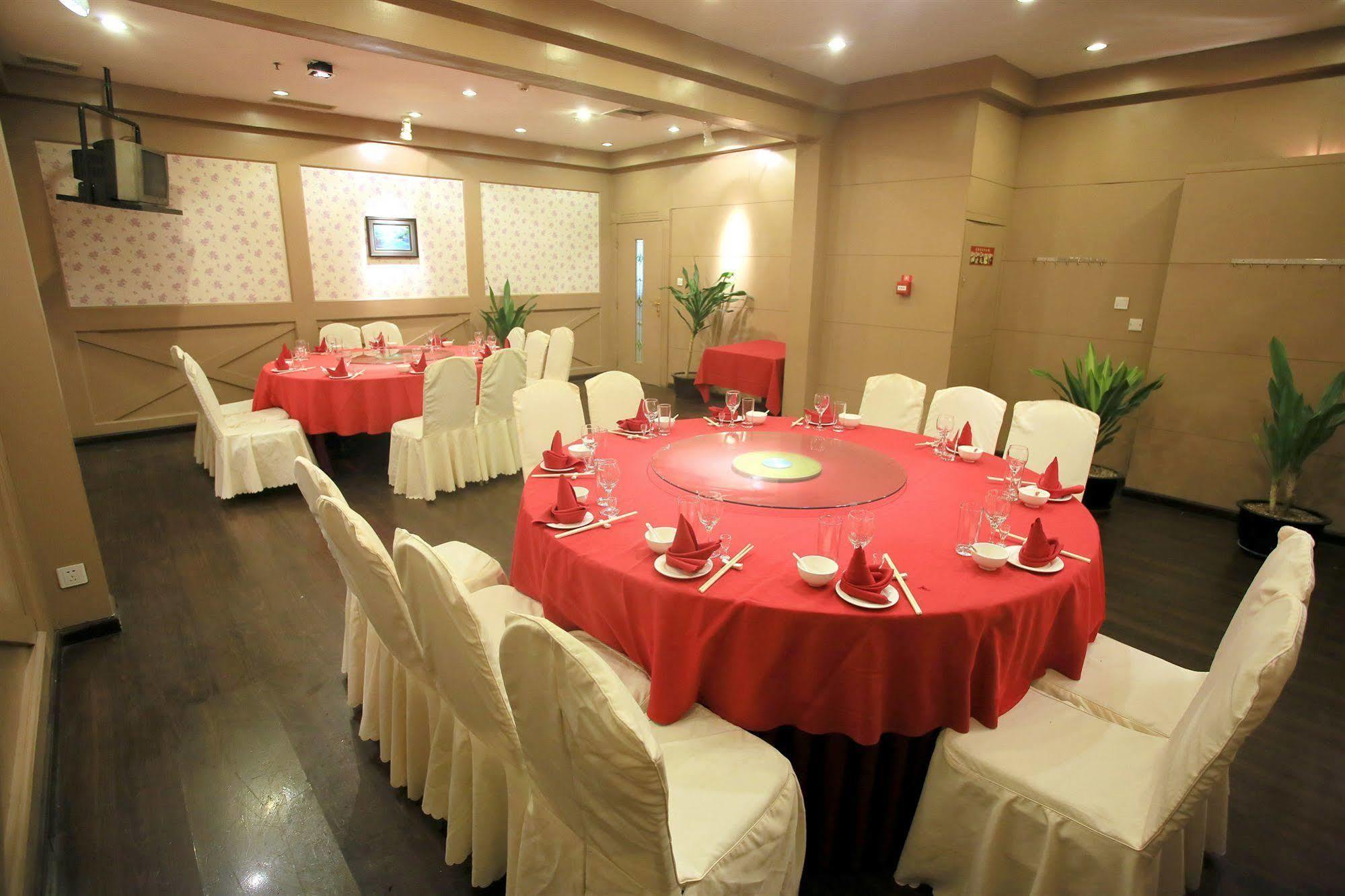 Garden City Hotel Chengdu Exterior foto